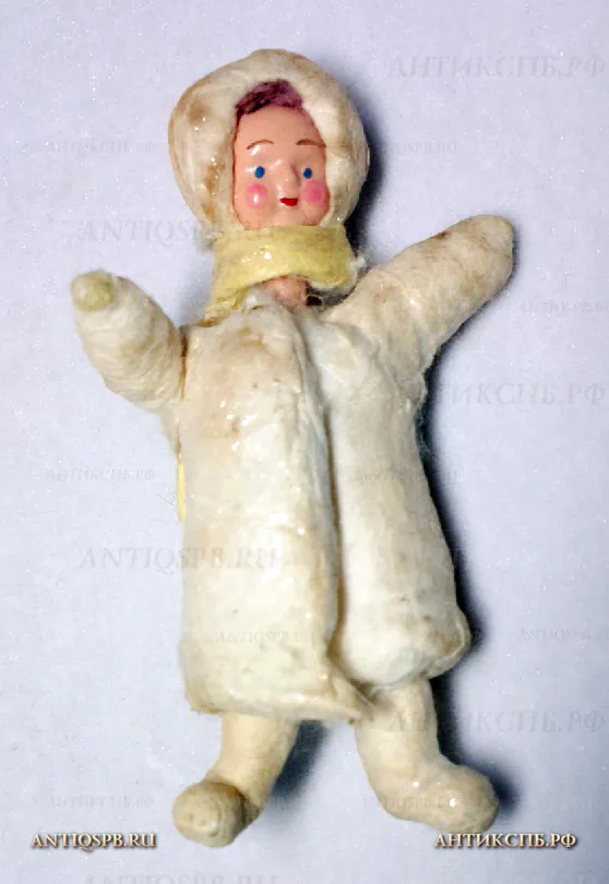 Елочная игрушка ватная "Девочка с шарфом". Сер. ХХ века. СССР. №19964